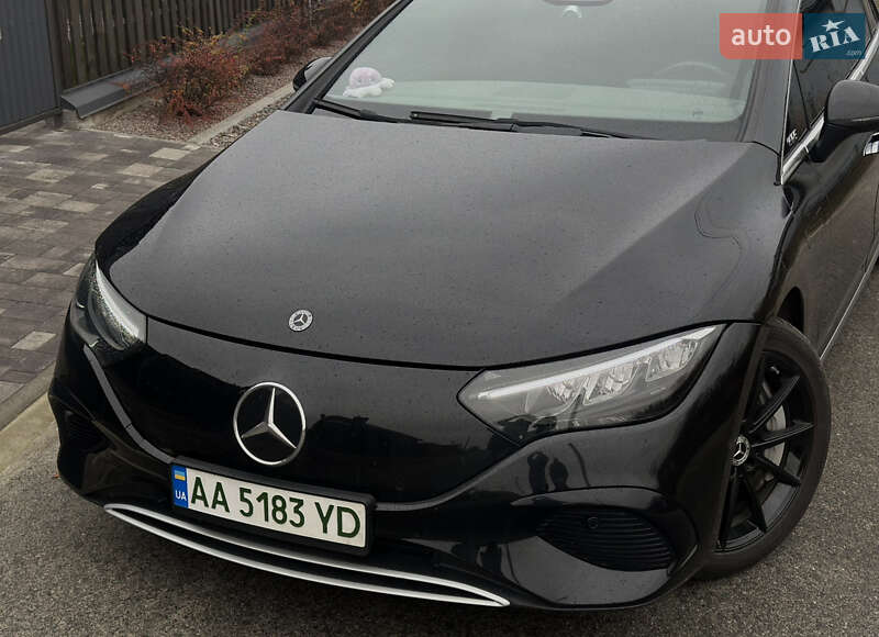 Седан Mercedes-Benz EQE 2023 в Киеве