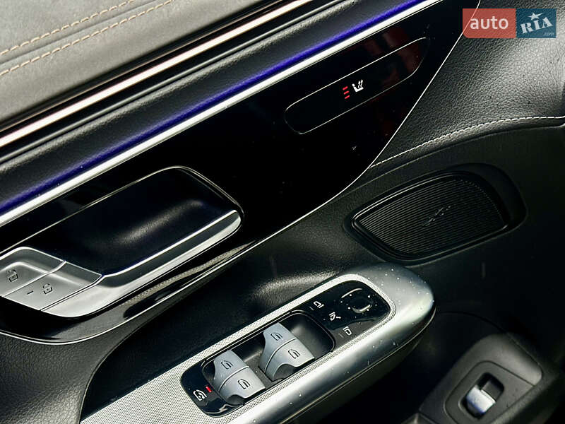 Седан Mercedes-Benz EQE 2023 в Киеве