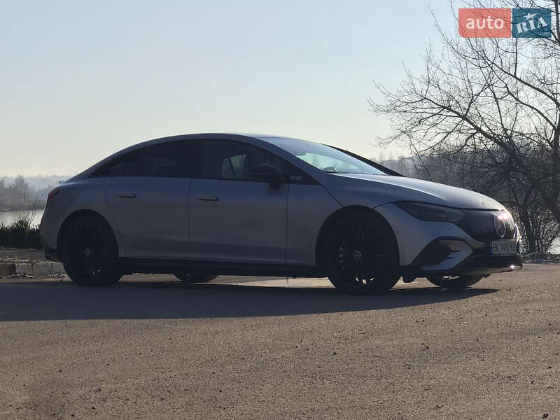 Седан Mercedes-Benz EQE 2023 в Рівному