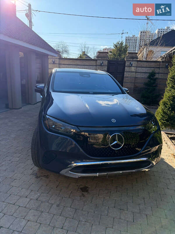 Седан Mercedes-Benz EQE 2023 в Одесі