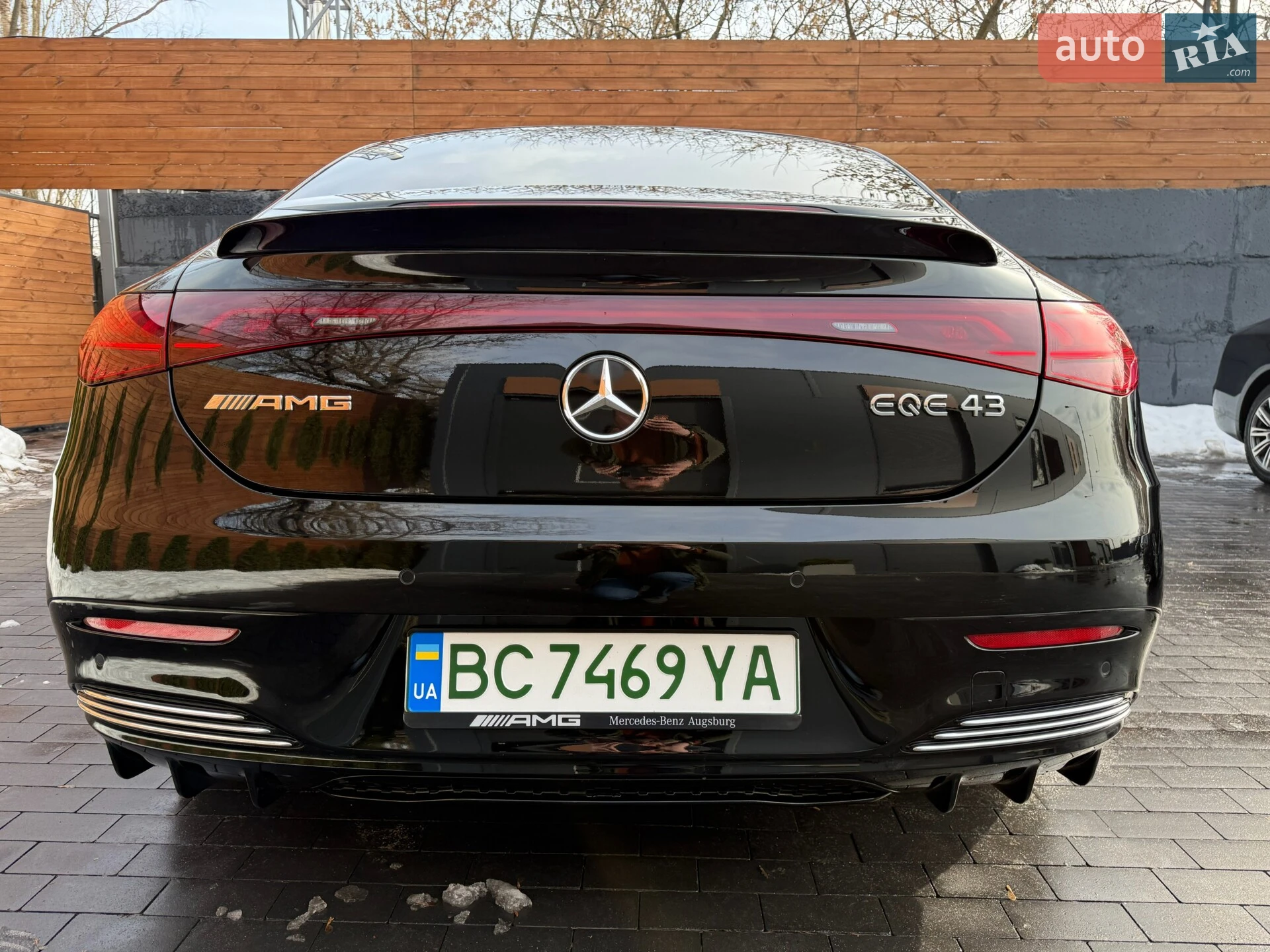 2022 Mercedes-Benz EQE - мініатюра 12