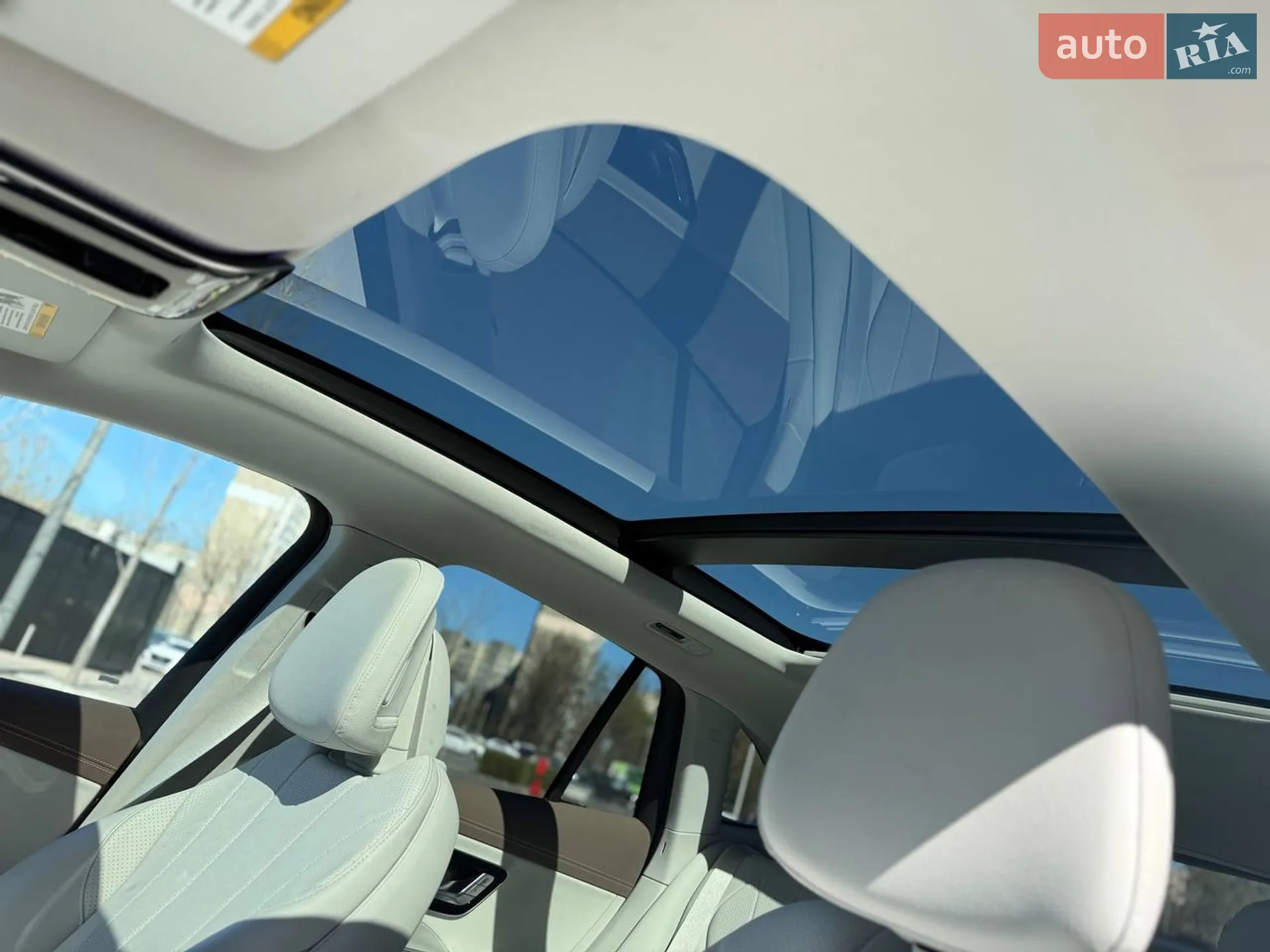 2023 Mercedes-Benz EQE - мініатюра 13