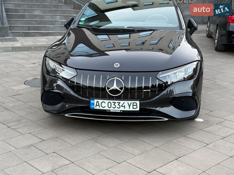 Mercedes-Benz EQE 2024