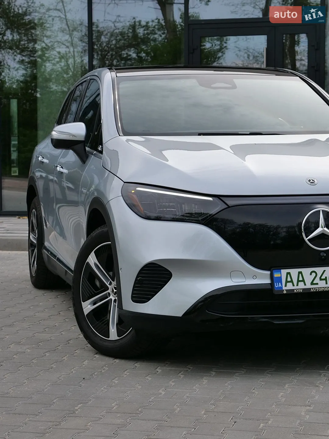 2023 Mercedes-Benz EQE - мініатюра 10