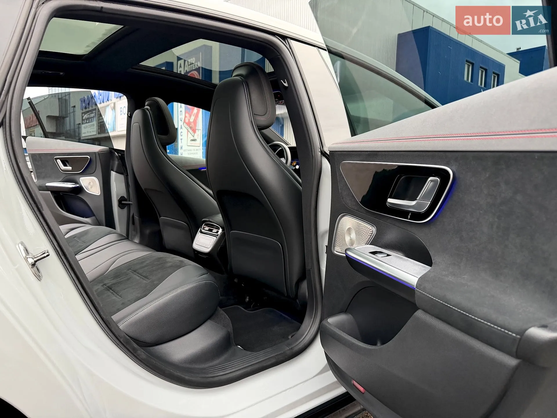 2022 Mercedes-Benz EQE - мініатюра 49