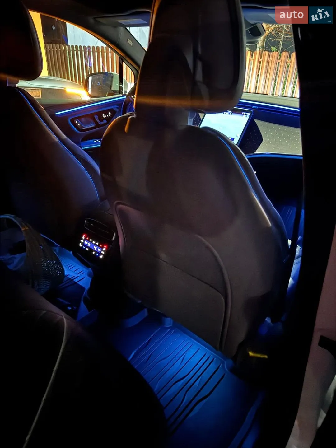 2023 Mercedes-Benz EQE - мініатюра 29
