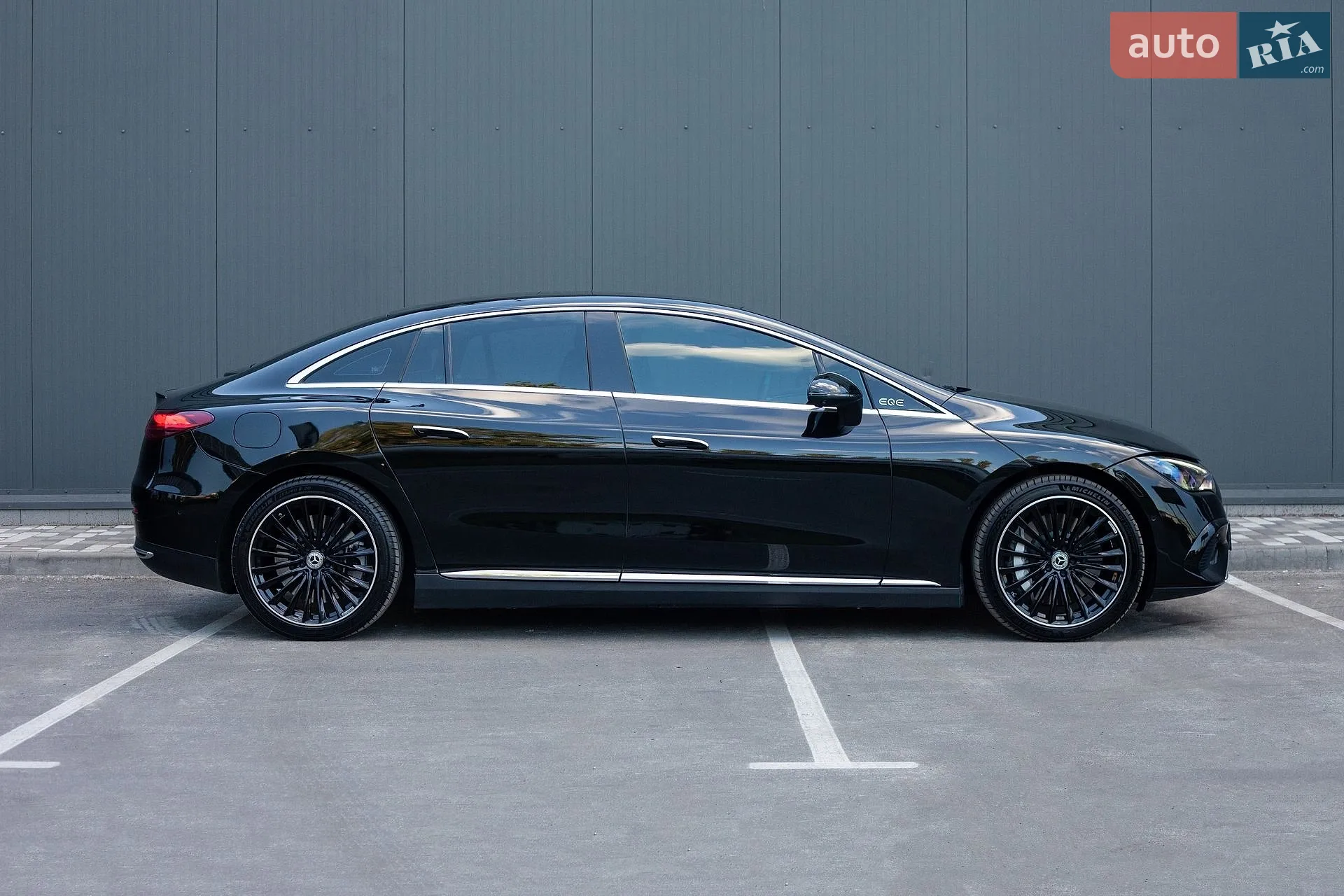 2022 Mercedes-Benz EQE - мініатюра 13