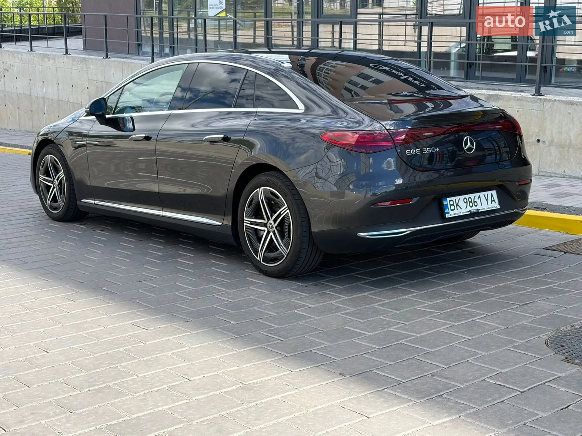 2022 Mercedes-Benz EQE - мініатюра 7