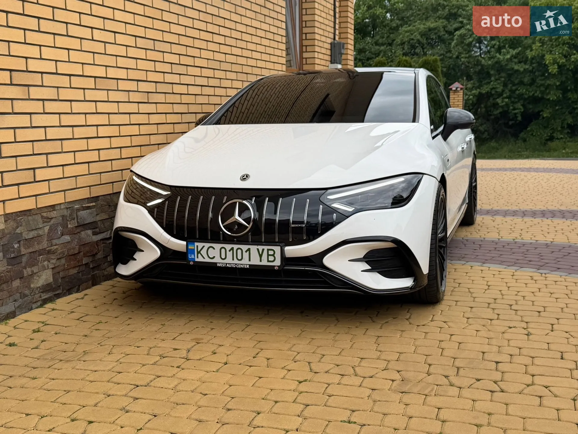 2023 Mercedes-Benz EQE - мініатюра 2