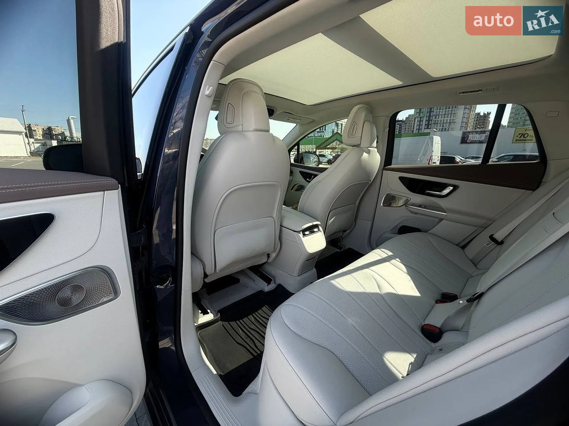 2023 Mercedes-Benz EQE - мініатюра 8