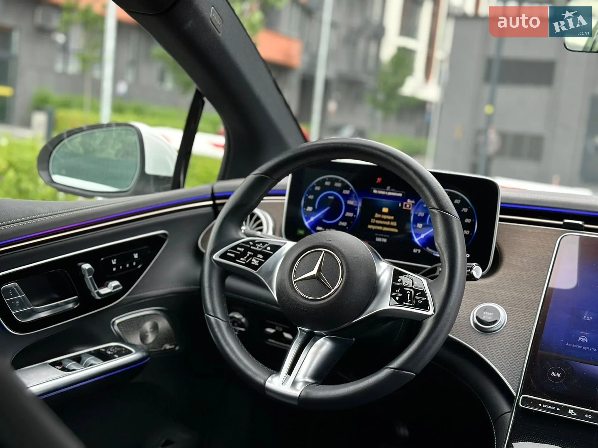 2022 Mercedes-Benz EQE - мініатюра 20