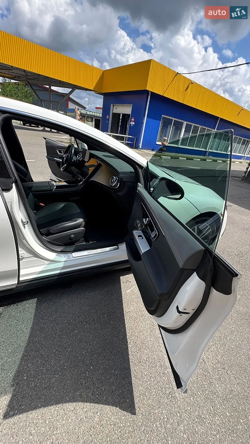 2022 Mercedes-Benz EQE - мініатюра 31