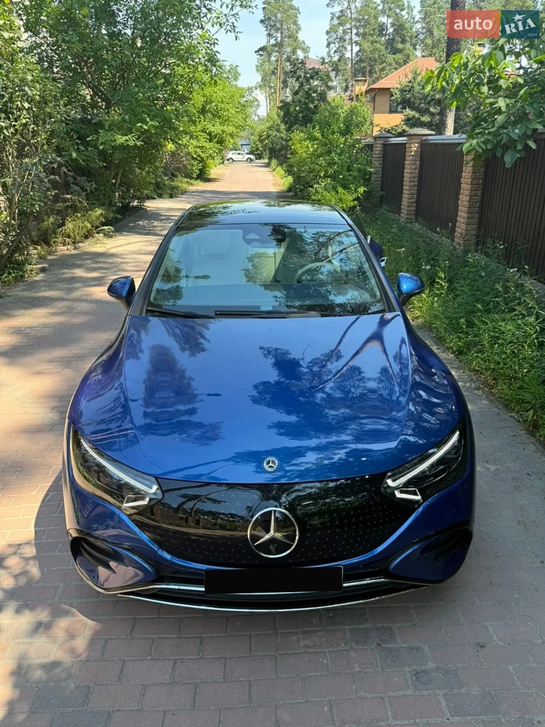 2022 Mercedes-Benz EQE - мініатюра 8