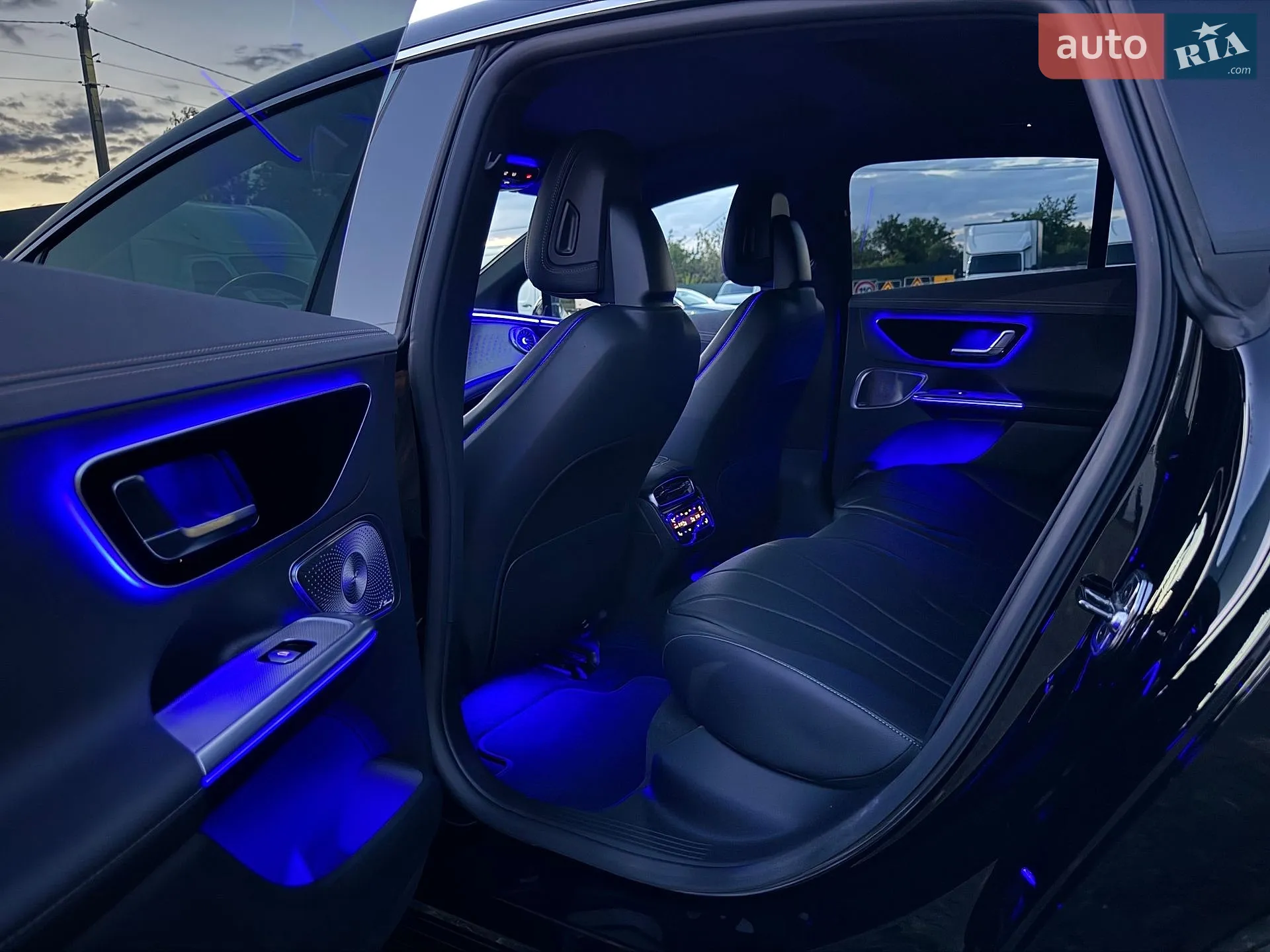 2022 Mercedes-Benz EQE - мініатюра 72
