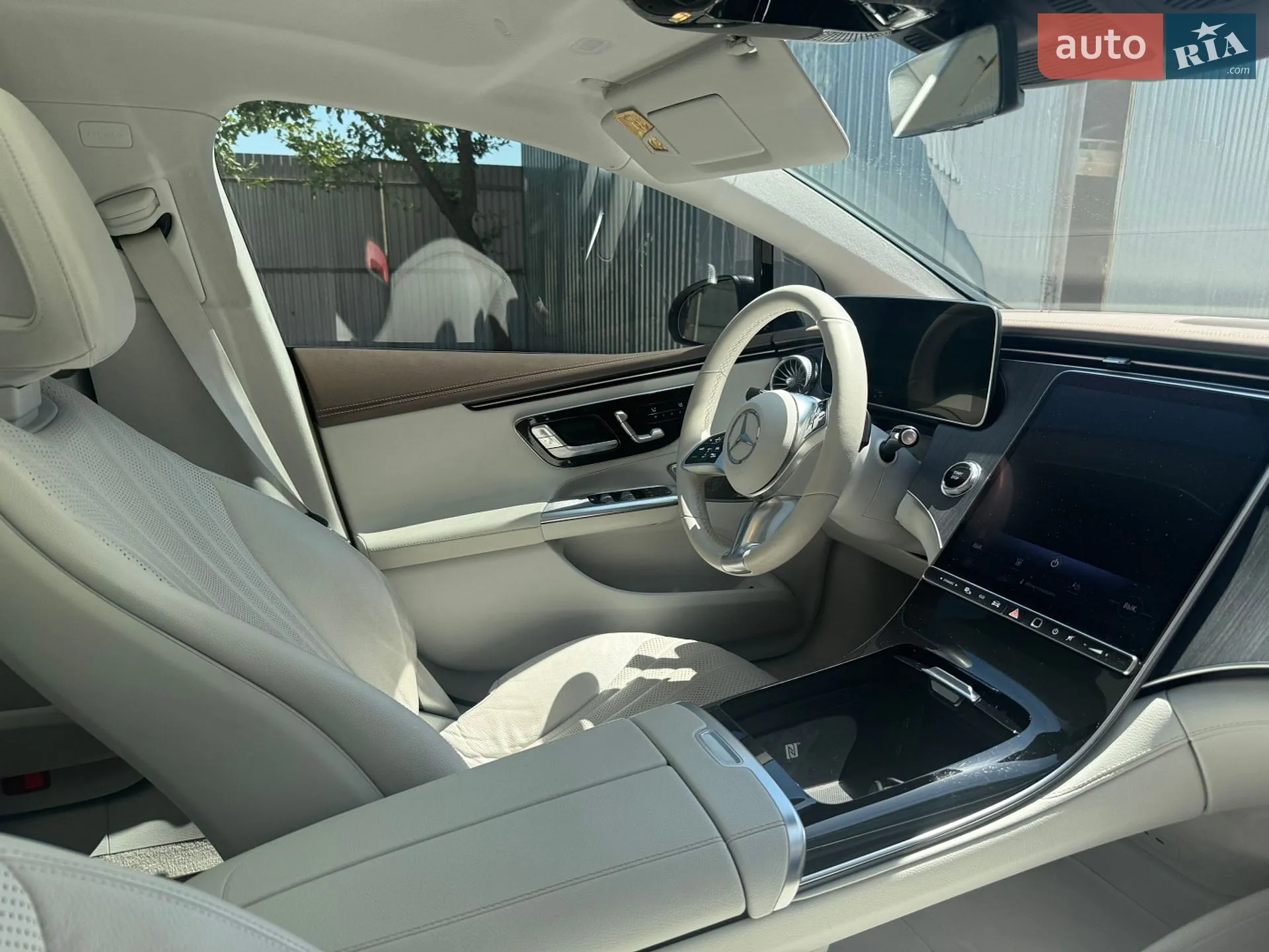 2023 Mercedes-Benz EQE - мініатюра 8
