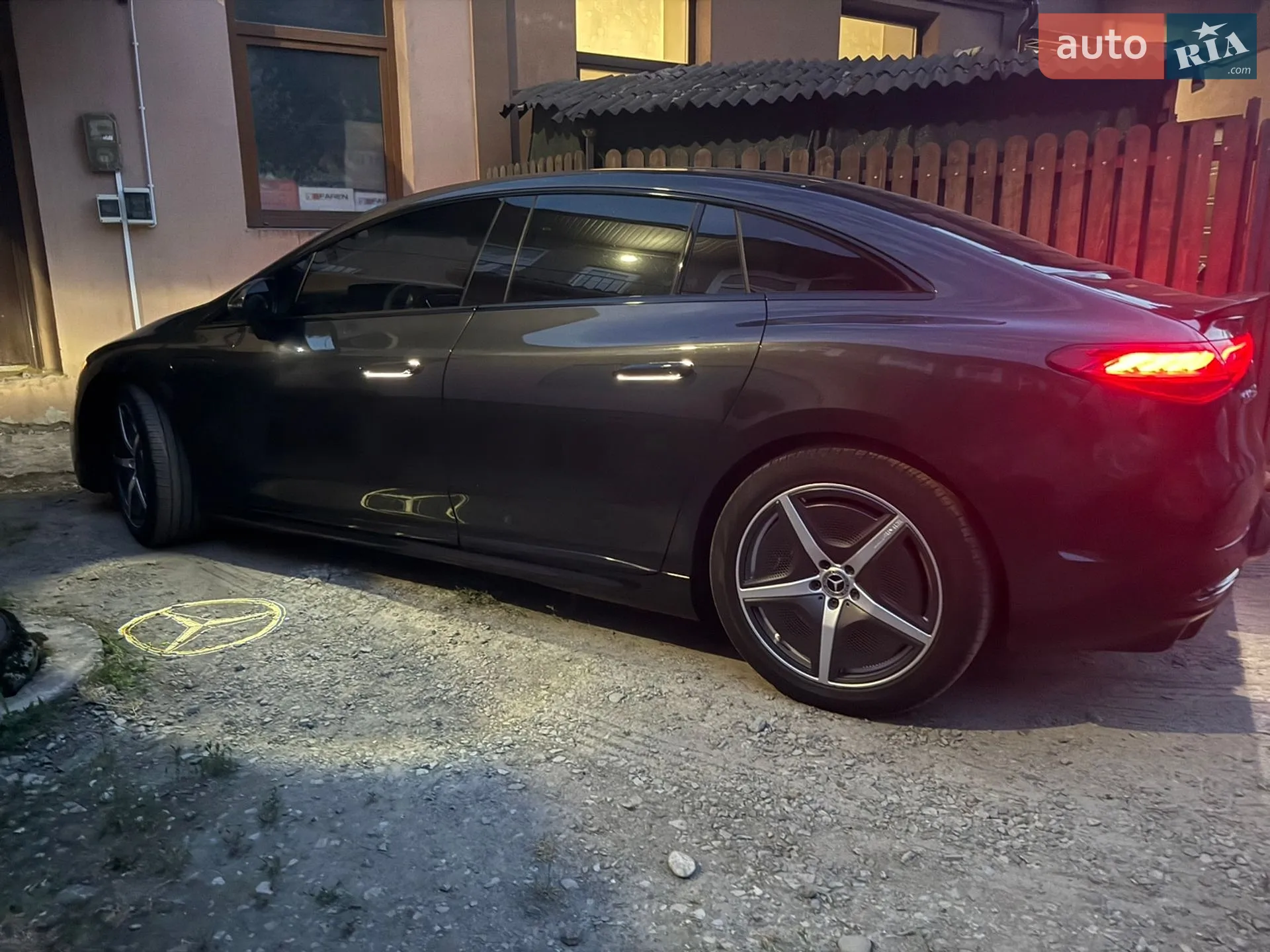 2023 Mercedes-Benz EQE - мініатюра 17