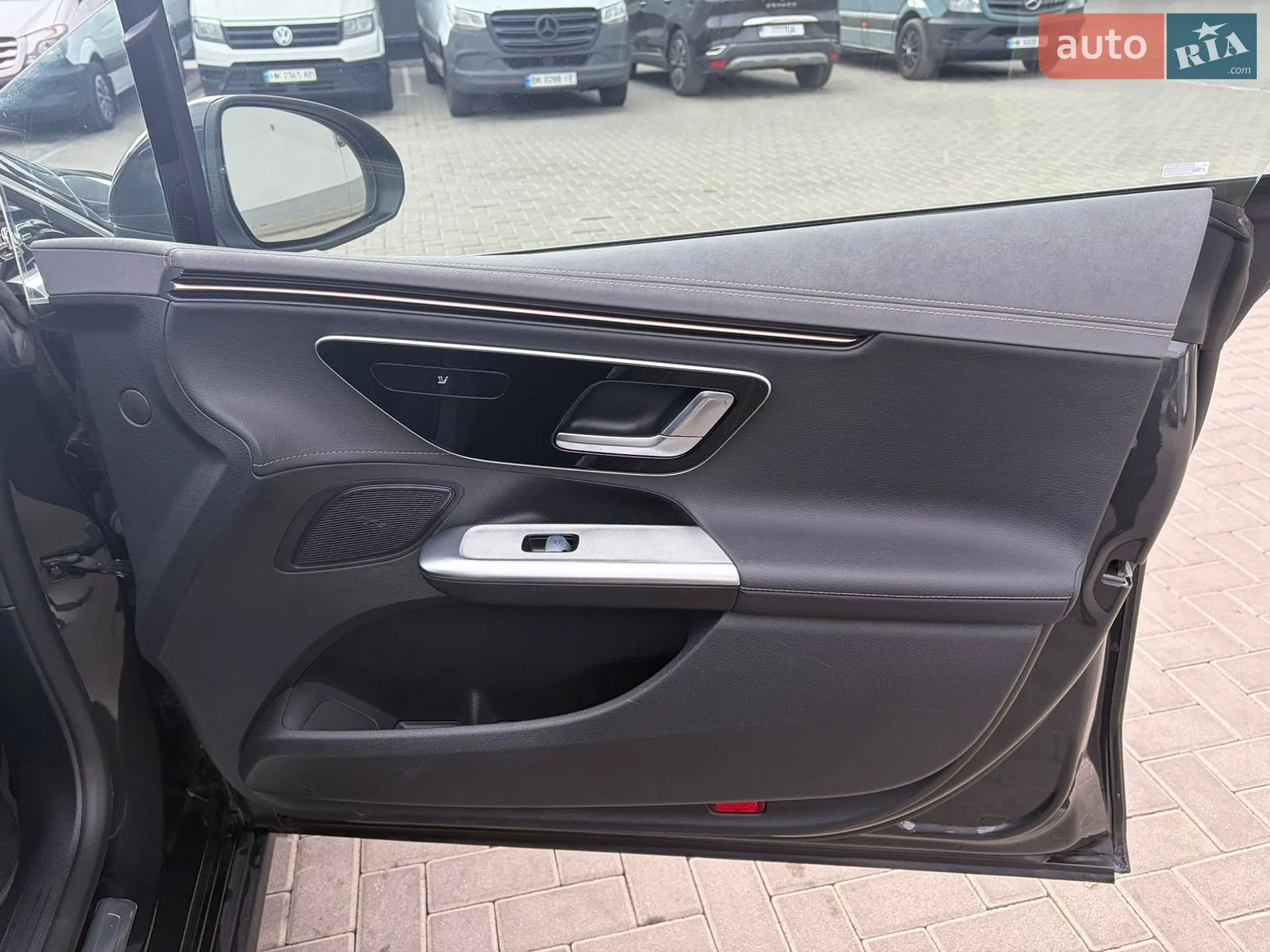 2023 Mercedes-Benz EQE - мініатюра 34