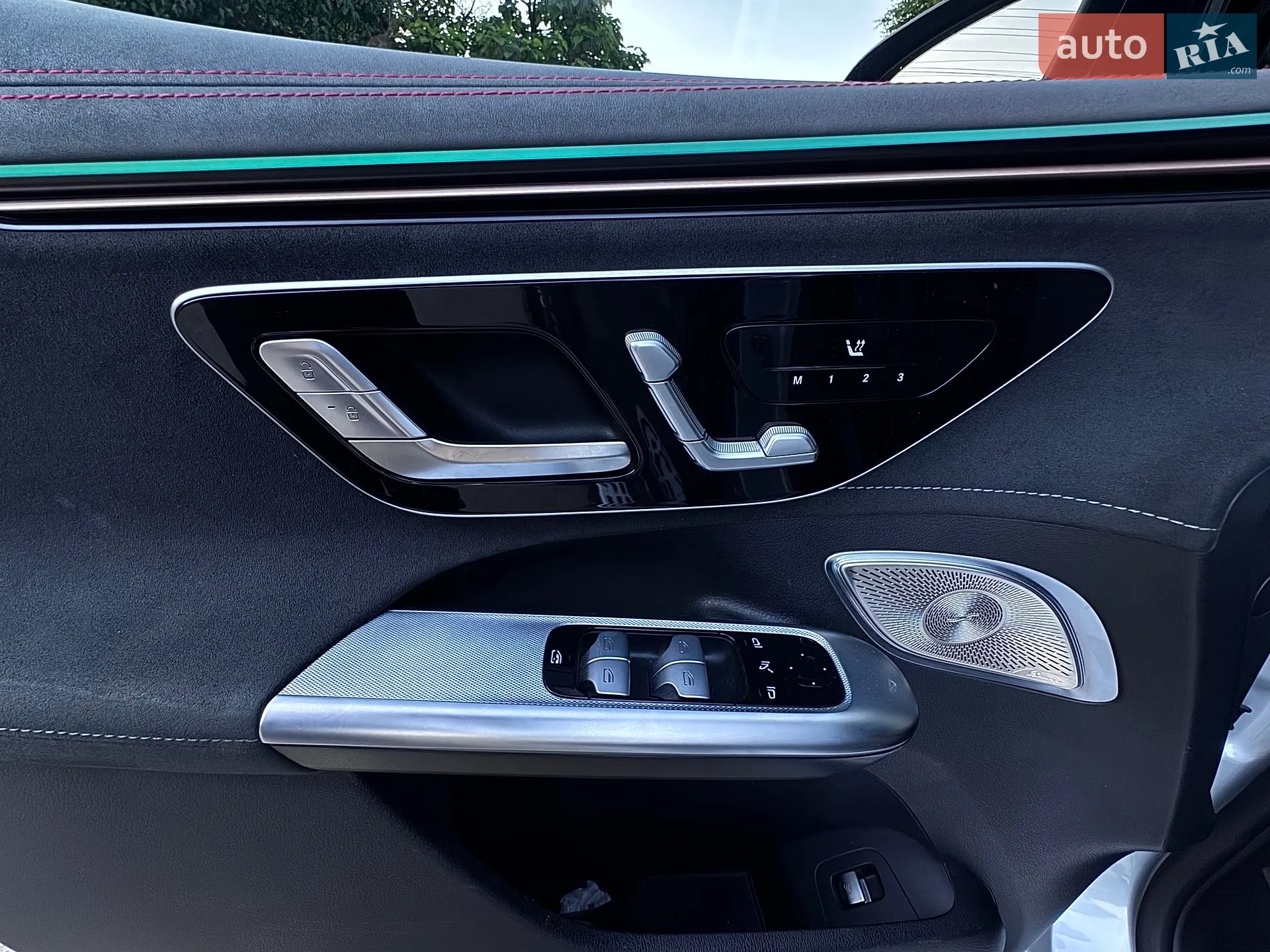 2023 Mercedes-Benz EQE - мініатюра 20