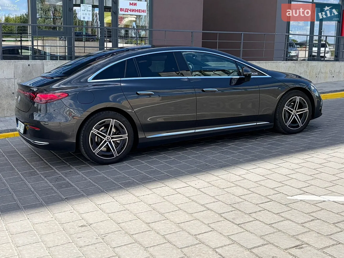 2022 Mercedes-Benz EQE - мініатюра 7