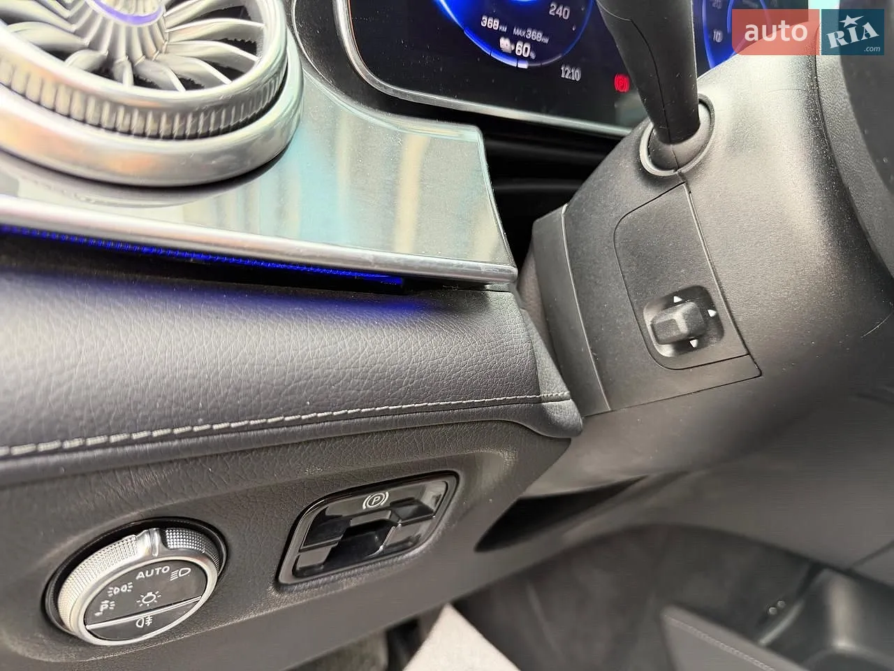 2022 Mercedes-Benz EQE - мініатюра 30