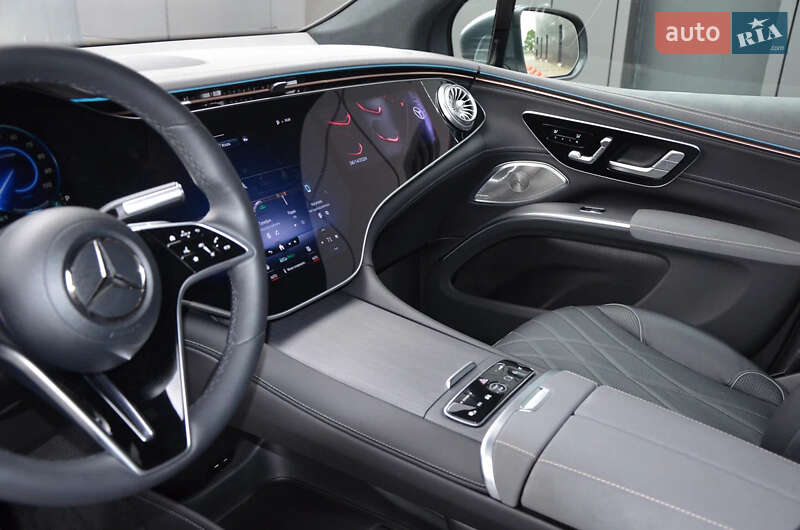Внедорожник / Кроссовер Mercedes-Benz EQS SUV 2022 в Киеве