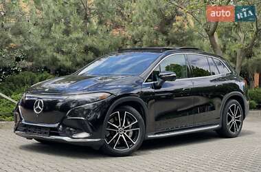 Позашляховик / Кросовер Mercedes-Benz EQS SUV 2023 в 