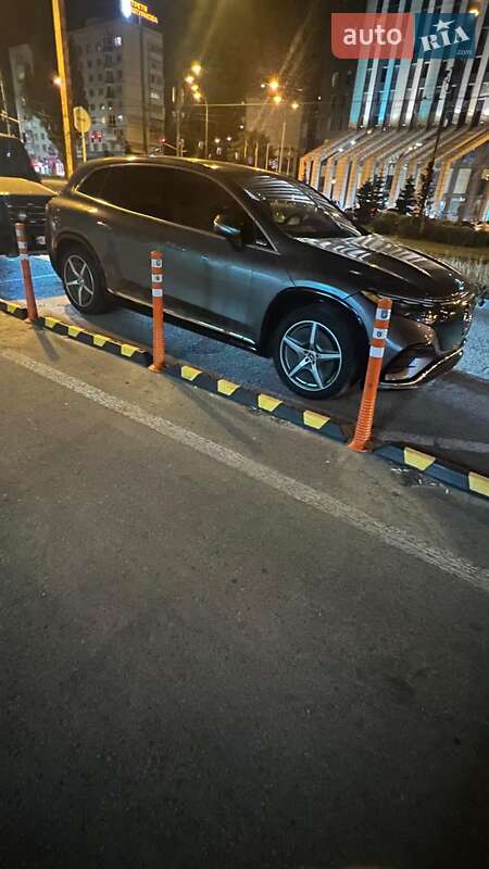 Внедорожник / Кроссовер Mercedes-Benz EQS SUV 2023 в Киеве фото 41 Внедорожник / Кроссовер Mercedes-Benz EQS SUV 2023 в Киеве