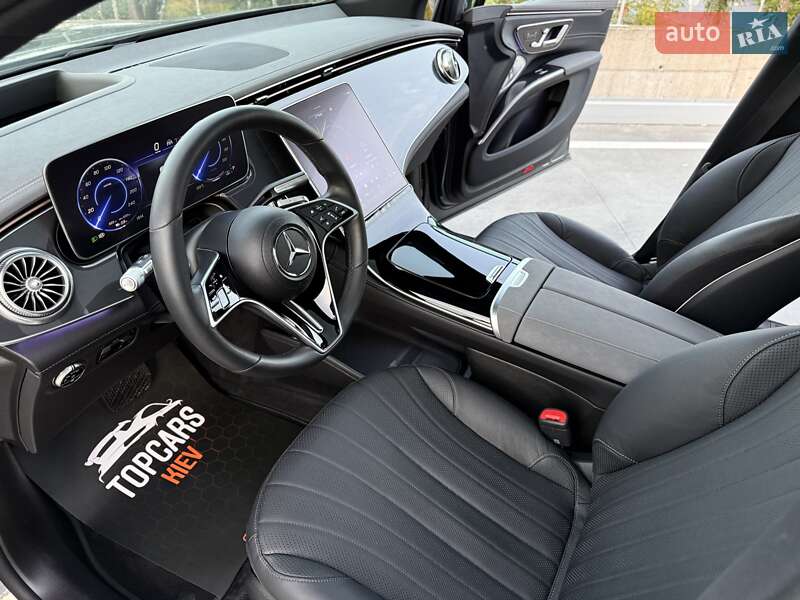 Седан Mercedes-Benz EQS SUV 2023 в Киеве