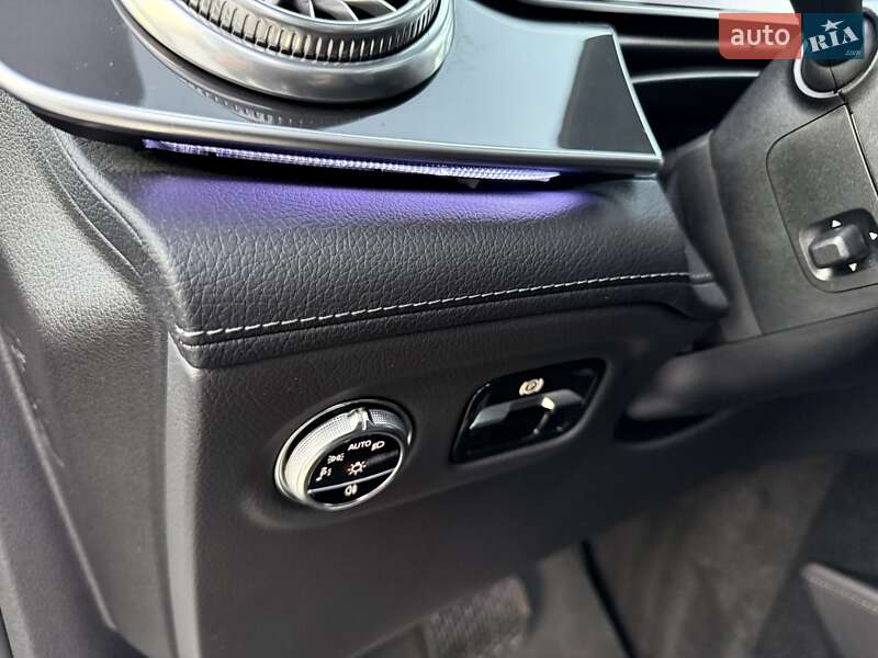 Седан Mercedes-Benz EQS SUV 2023 в Киеве