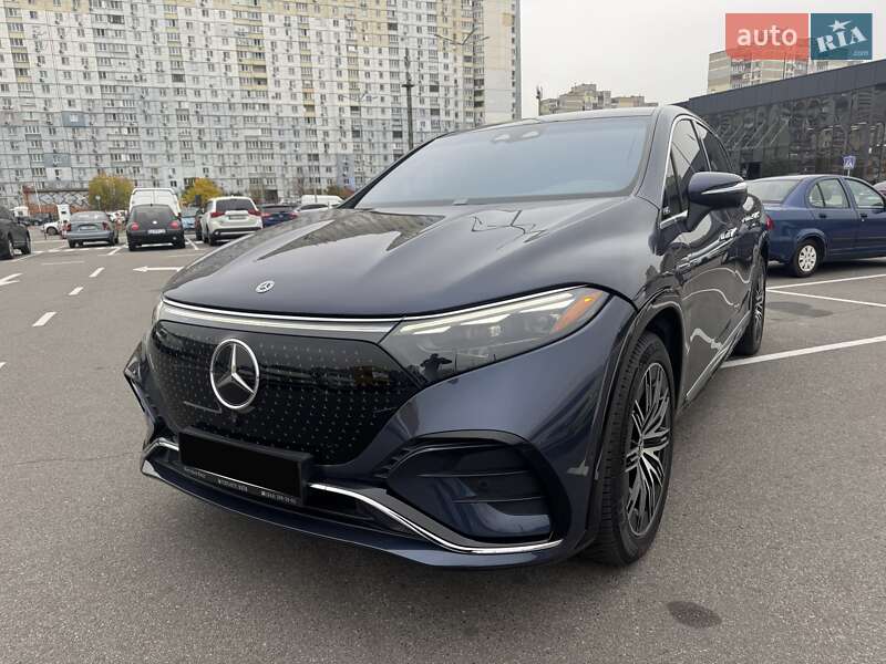 Mercedes-Benz EQS SUV 2023