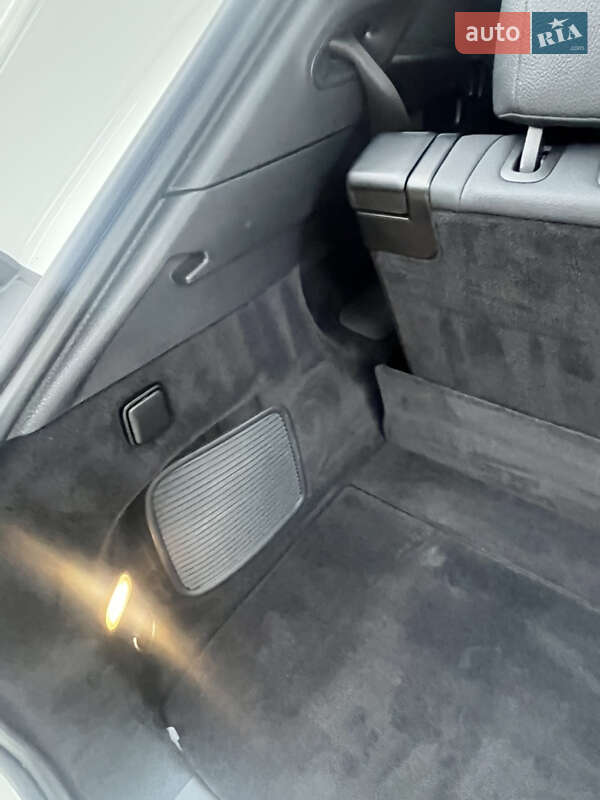 Внедорожник / Кроссовер Mercedes-Benz EQS SUV 2022 в Киеве фото 27 Внедорожник / Кроссовер Mercedes-Benz EQS SUV 2022 в Киеве