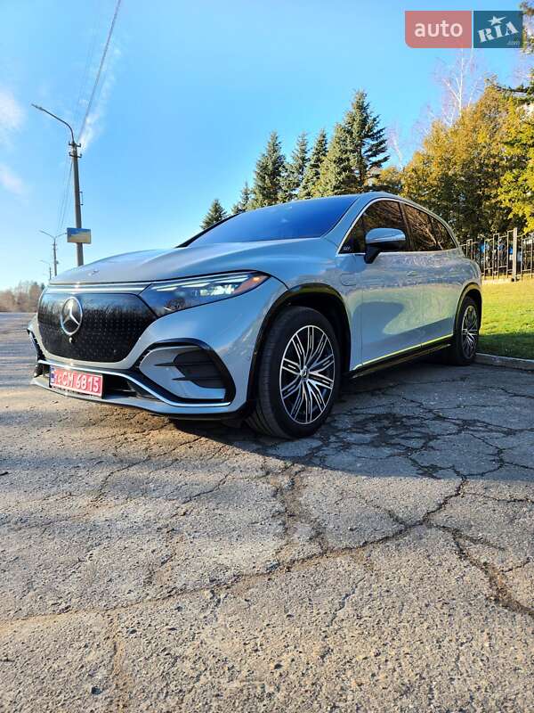 Mercedes-Benz EQS SUV 2023