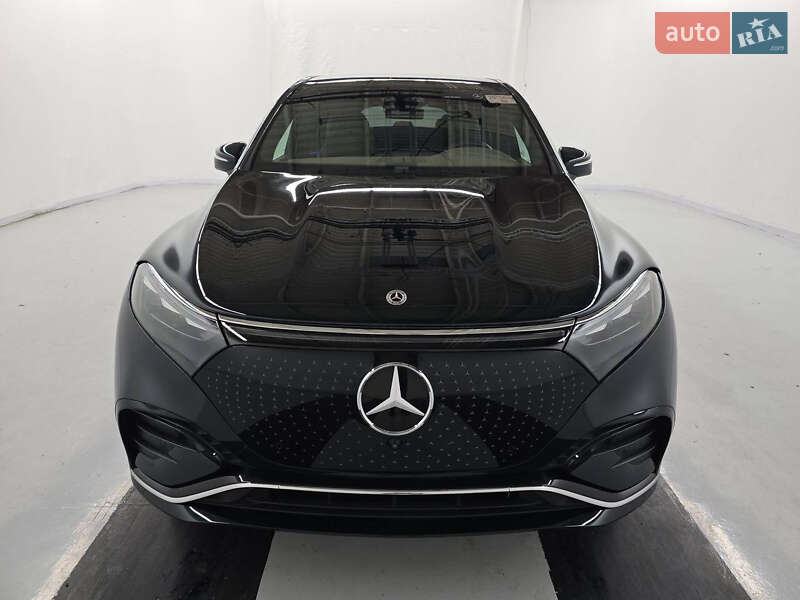 Mercedes-Benz EQS SUV 2023