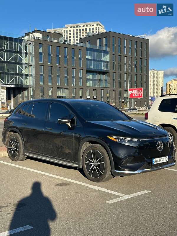 Mercedes-Benz EQS SUV 2022