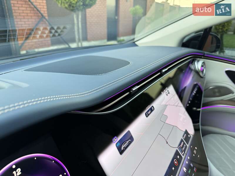 Седан Mercedes-Benz EQS 2022 в Луцке