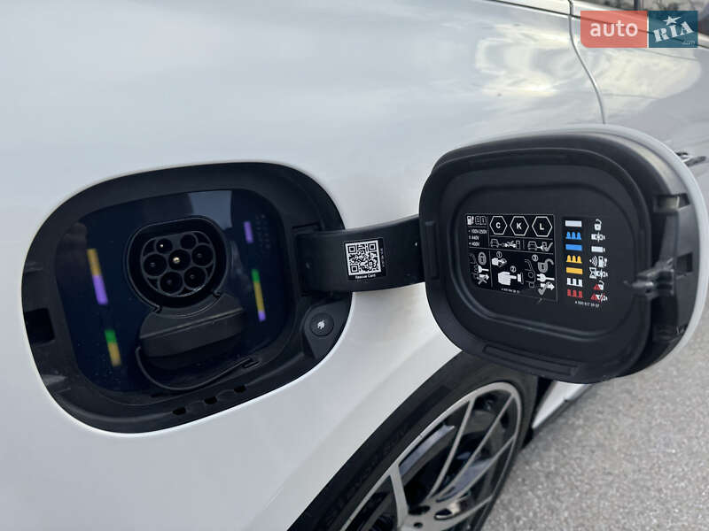 Седан Mercedes-Benz EQS 2022 в Киеве