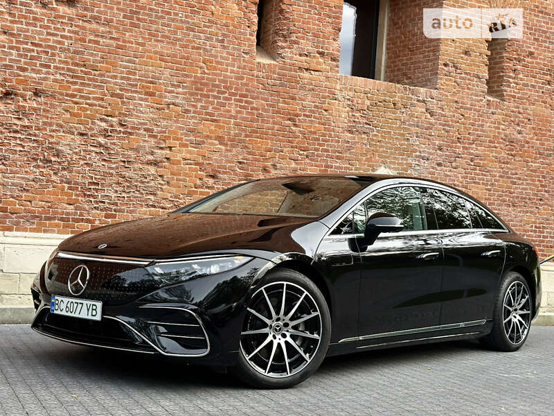 Седан Mercedes-Benz EQS 2022 в Львове