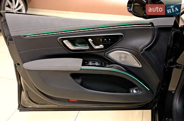 Седан Mercedes-Benz EQS 2023 в 