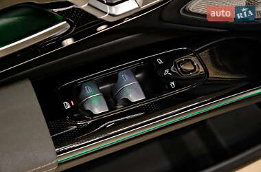Седан Mercedes-Benz EQS 2023 в 