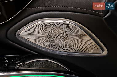 Седан Mercedes-Benz EQS 2023 в 