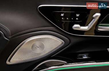 Седан Mercedes-Benz EQS 2023 в 