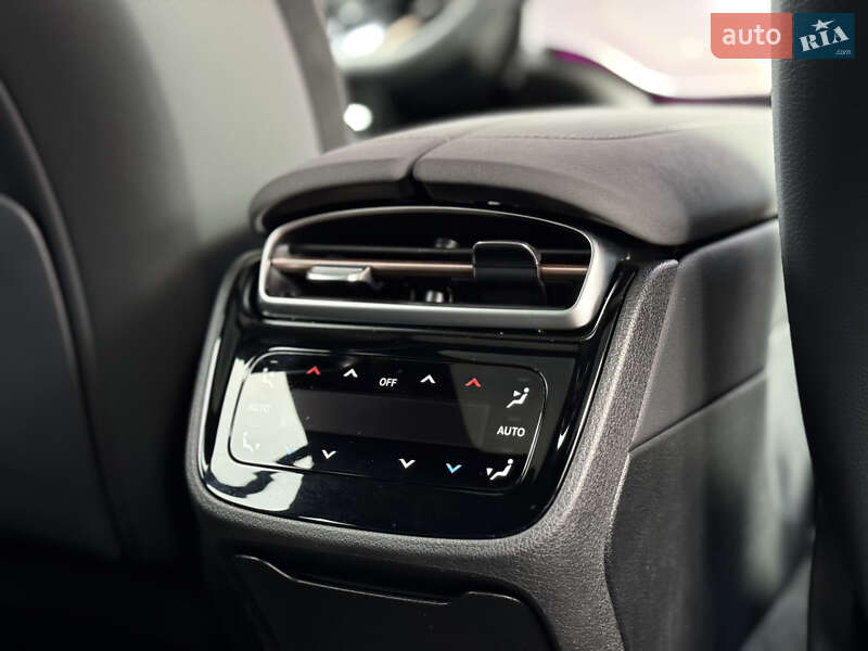 Седан Mercedes-Benz EQS 2022 в Киеве