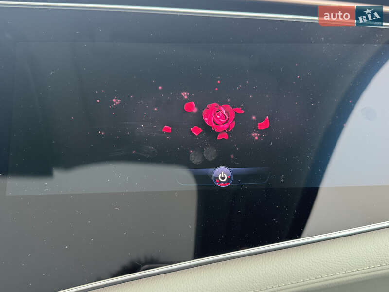 Седан Mercedes-Benz EQS 2022 в Киеве