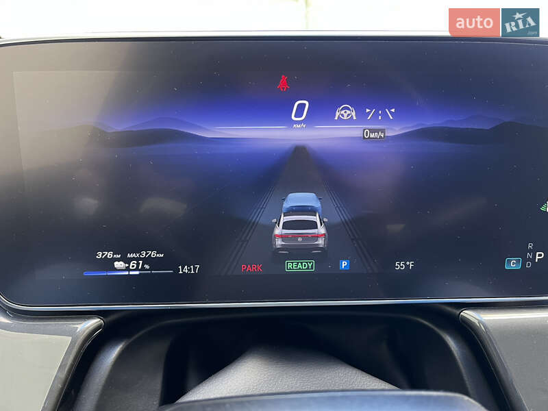 Седан Mercedes-Benz EQS 2022 в Дрогобыче