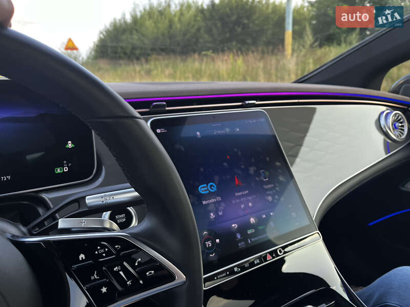 Седан Mercedes-Benz EQS 2022 в Дрогобыче