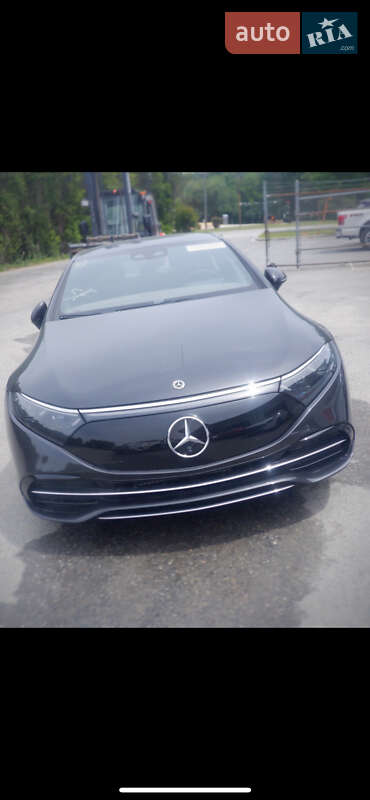 Седан Mercedes-Benz EQS 2022 в Дрогобыче
