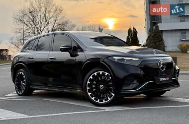 Седан Mercedes-Benz EQS 2023 в 