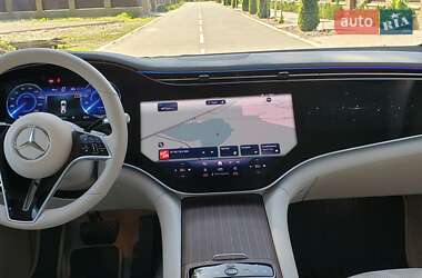Седан Mercedes-Benz EQS 2022 в 