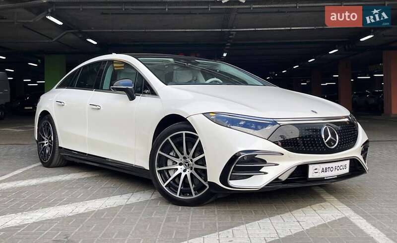 Седан Mercedes-Benz EQS 2022 в 