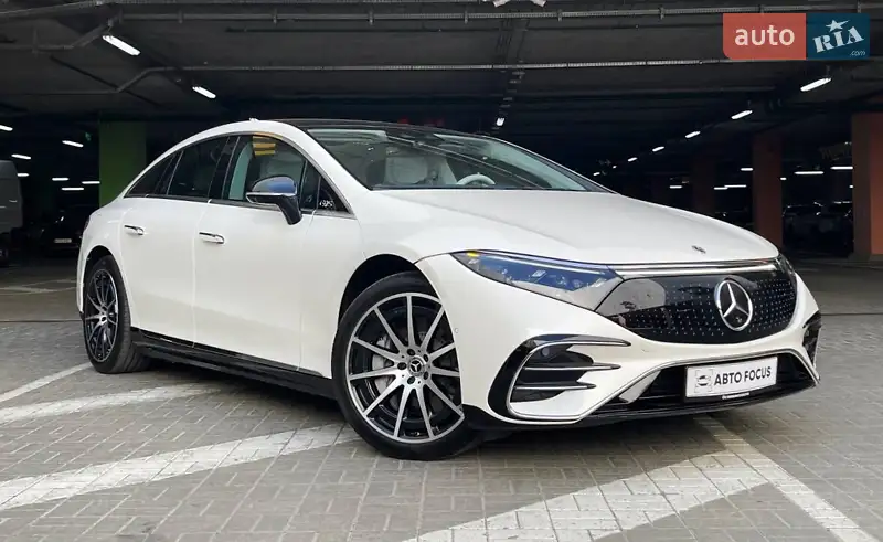 Седан Mercedes-Benz EQS 2022 в 